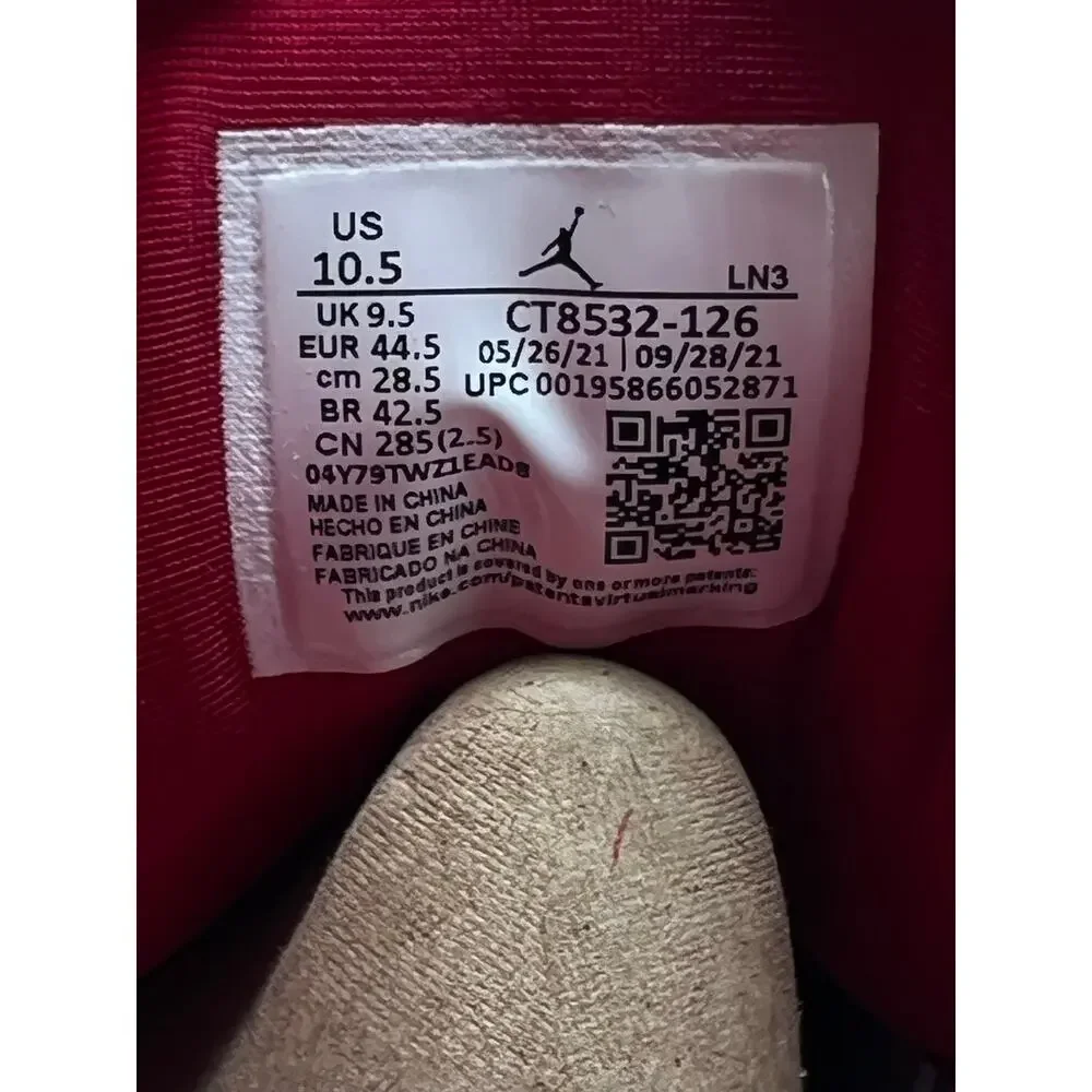 Air Jordan 3 Retro “Cardinal Red” size 10.5 men’s